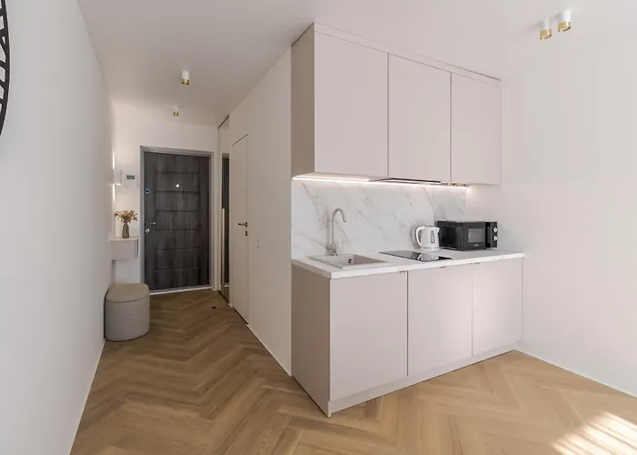 Osapart In A Complex Great Britain 4